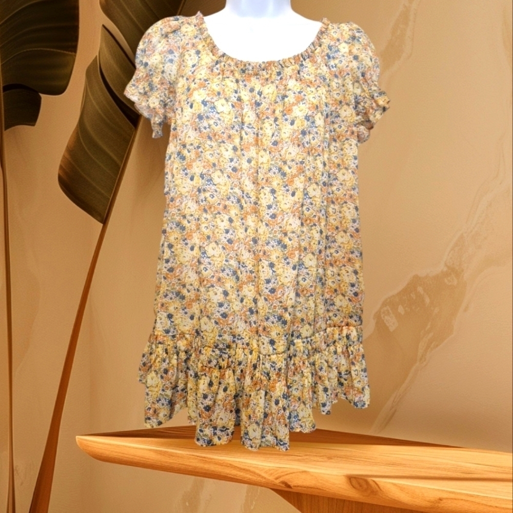 Decree floral baby doll blouse size large